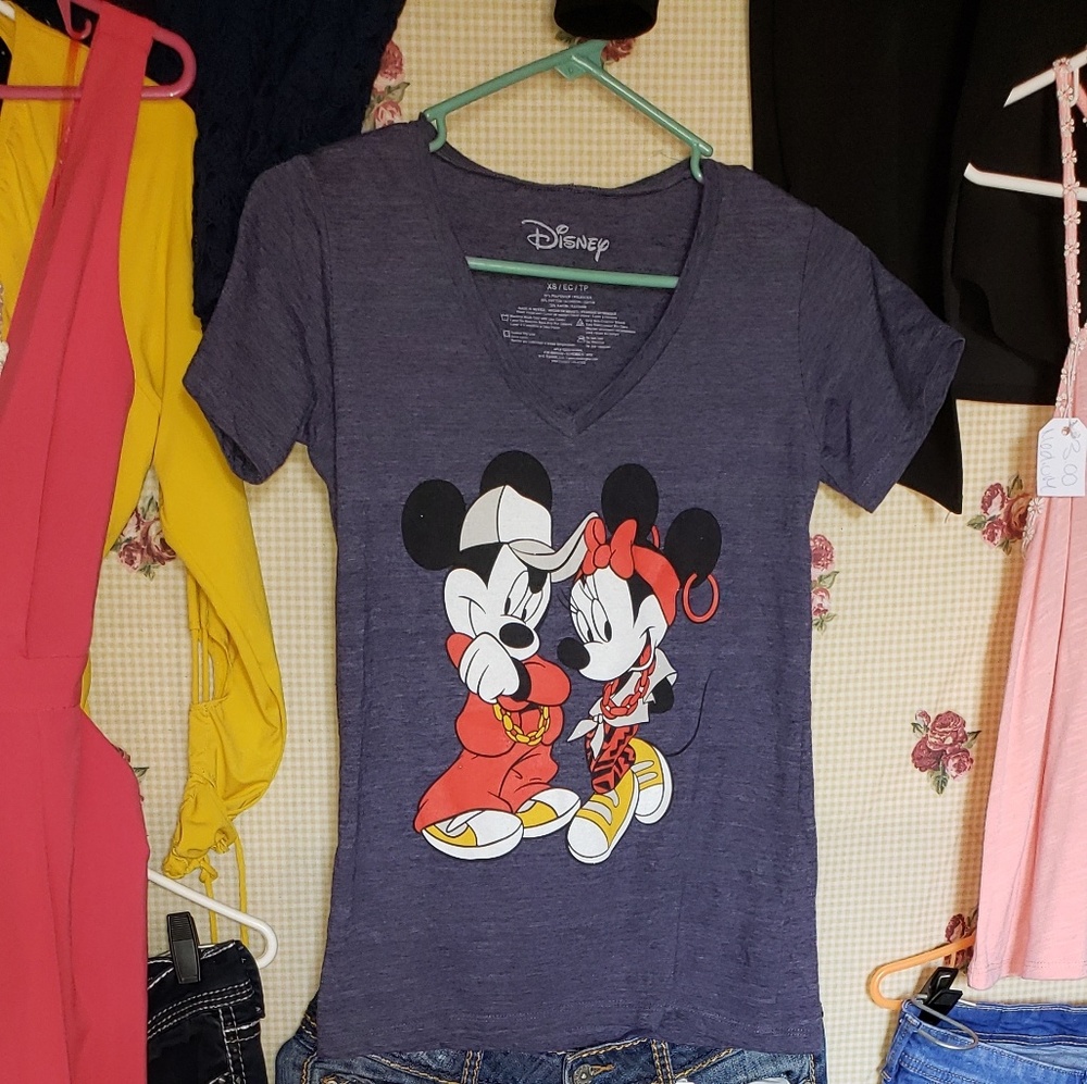 Clothes - Picture 2 of 3
